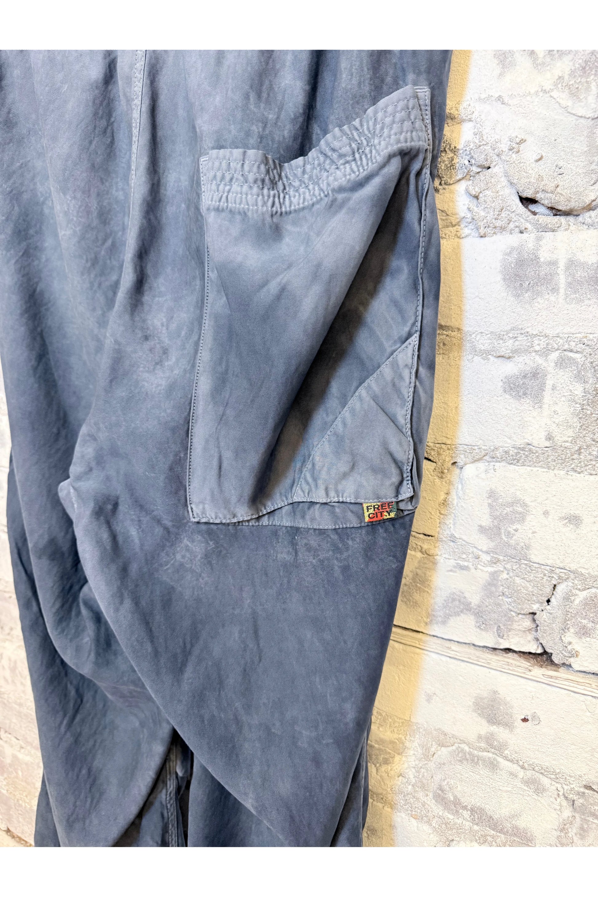 MATTE/SATIN LOOSE DRAWCORD BIGGY - Moonshrooms Powder - DUNE + SALT