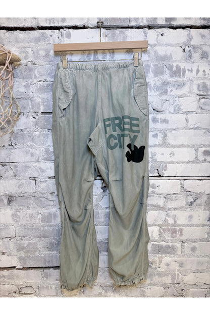 FLAP/SNAP FREECITY MATTE/SATIN AIRJUMP Pant - Silver rock - DUNE + SALT