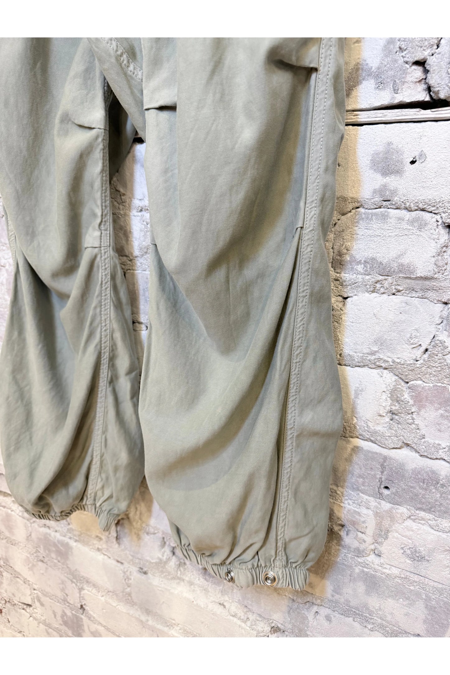 FLAP/SNAP FREECITY MATTE/SATIN AIRJUMP Pant - Silver rock - DUNE + SALT