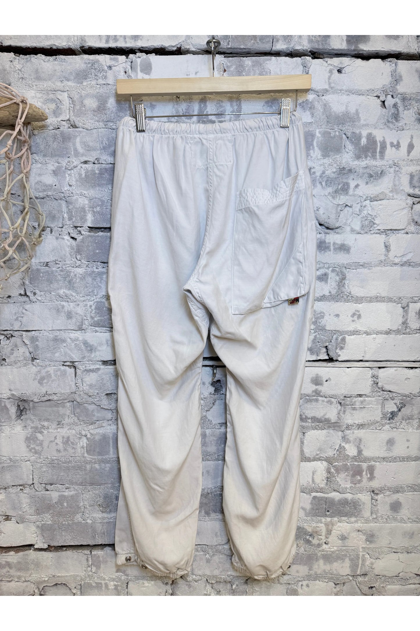 FLAP/SNAP FREECITY MATTE/SATIN AIRJUMP PANT - Laundry Whites - DUNE + SALT