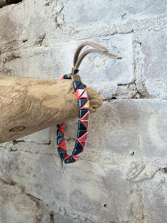 JRTR1 Iridescent Glass Beaded Bracelet - Red/Navy