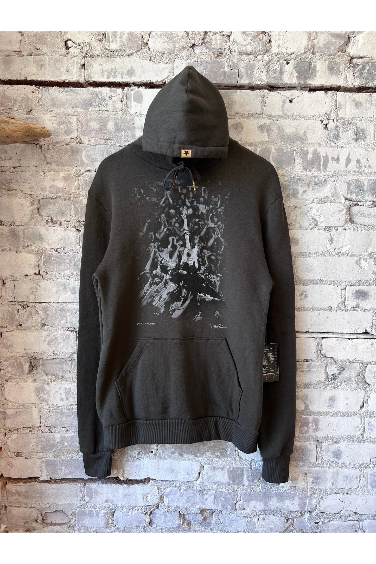 "Bruce Crowd" Pullover Hood - Faded Black - DUNE + SALT