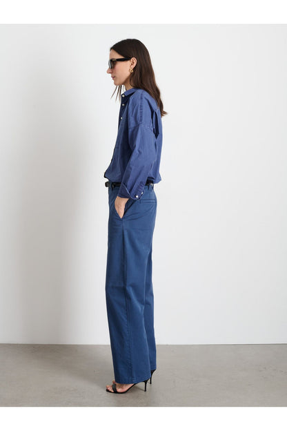 Jo Shirt in Cotton Poplin - Sea Ranch Blue - DUNE + SALT