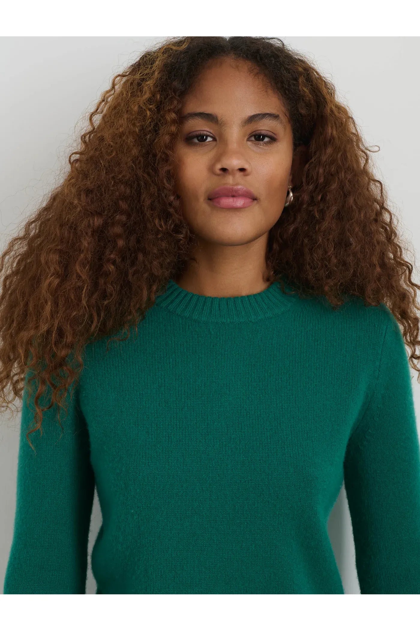 Marais Cashmere Crewneck Sweater - Kelly Green - DUNE + SALT