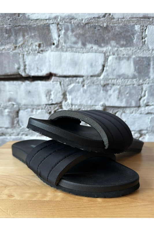 Women's Bonito Slide - Black - DUNE + SALT