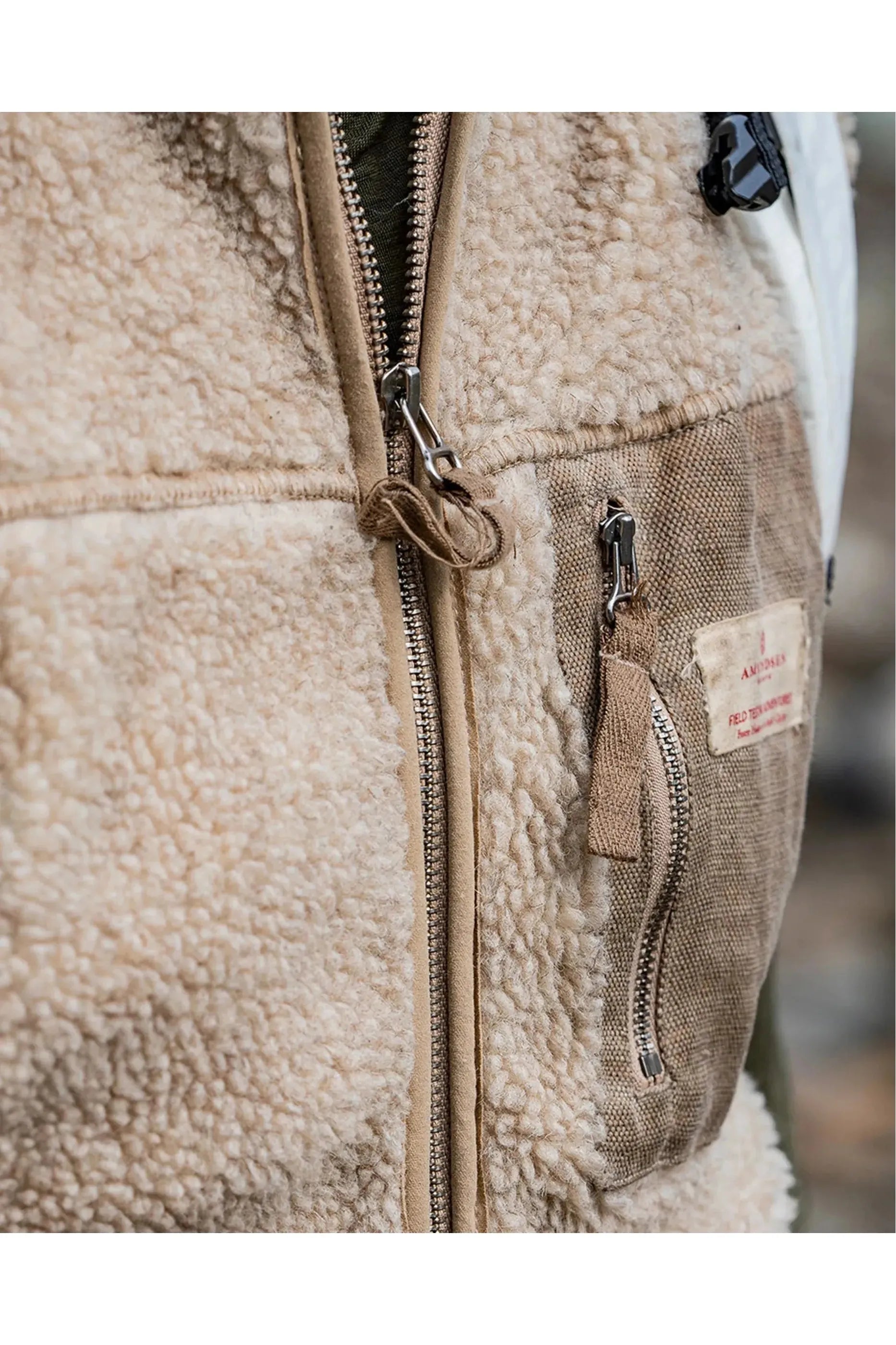 Men's Heroes Wool Fleece Vest - Natural - DUNE + SALT