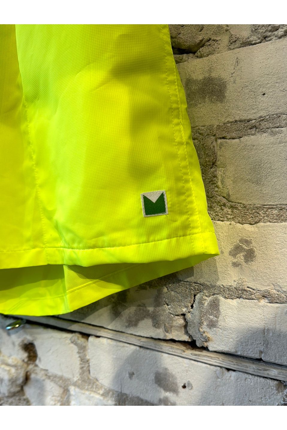 Jeffery Hybrid Trunk - Neon Yellow - DUNE + SALT