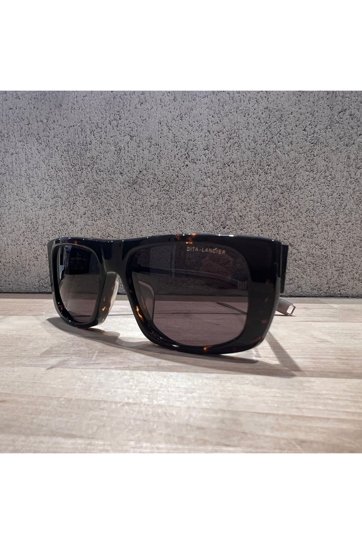 LSA 703 - Tortoise Gunmetal with G12