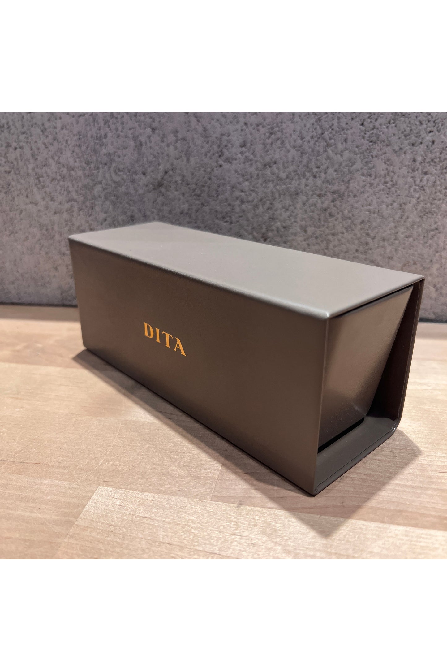 LSA 703 - Tortoise Gunmetal with G12