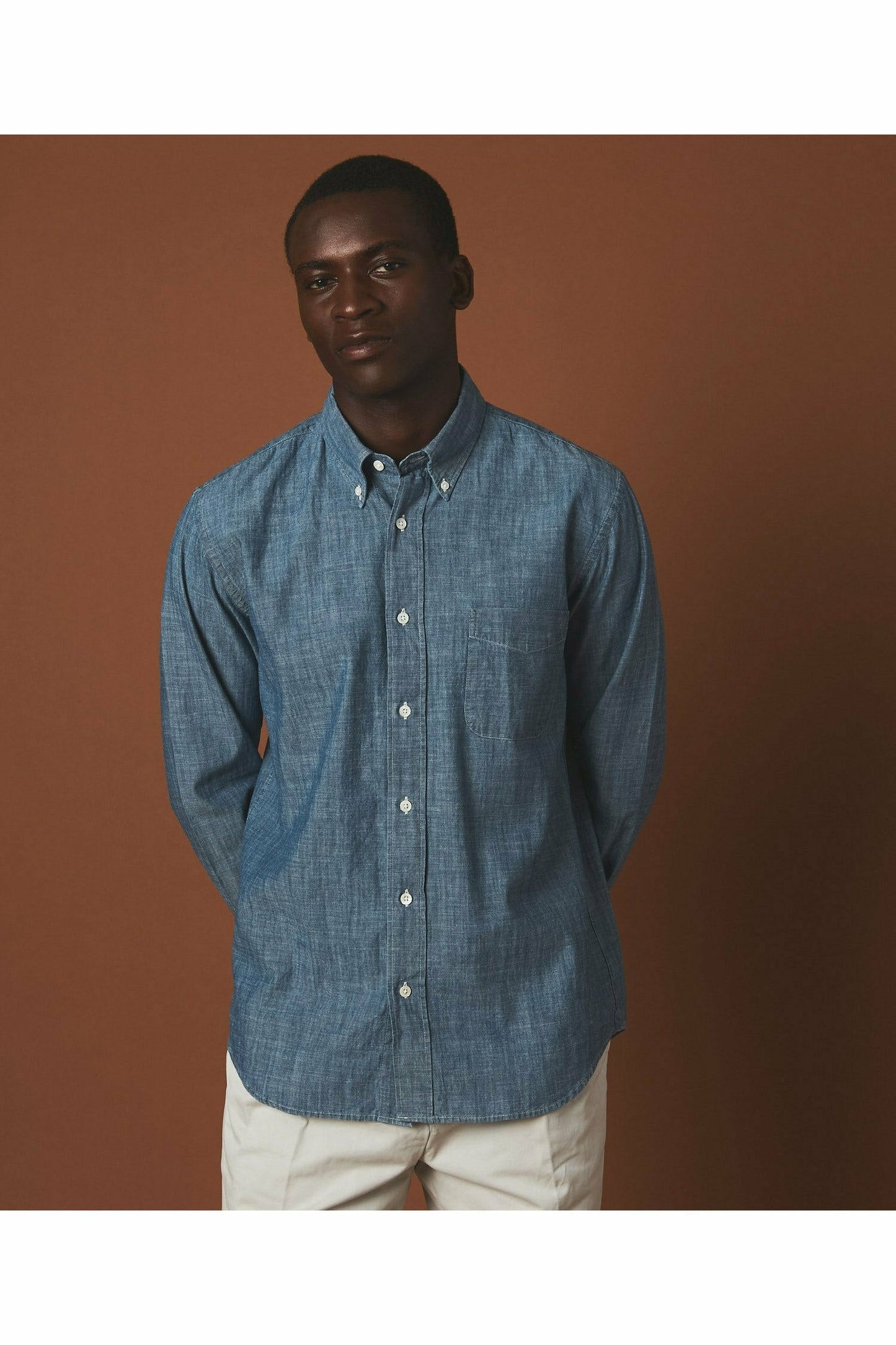 Pitt Organic Cotton Chambray Shirt - Bleach Blue - DUNE + SALT
