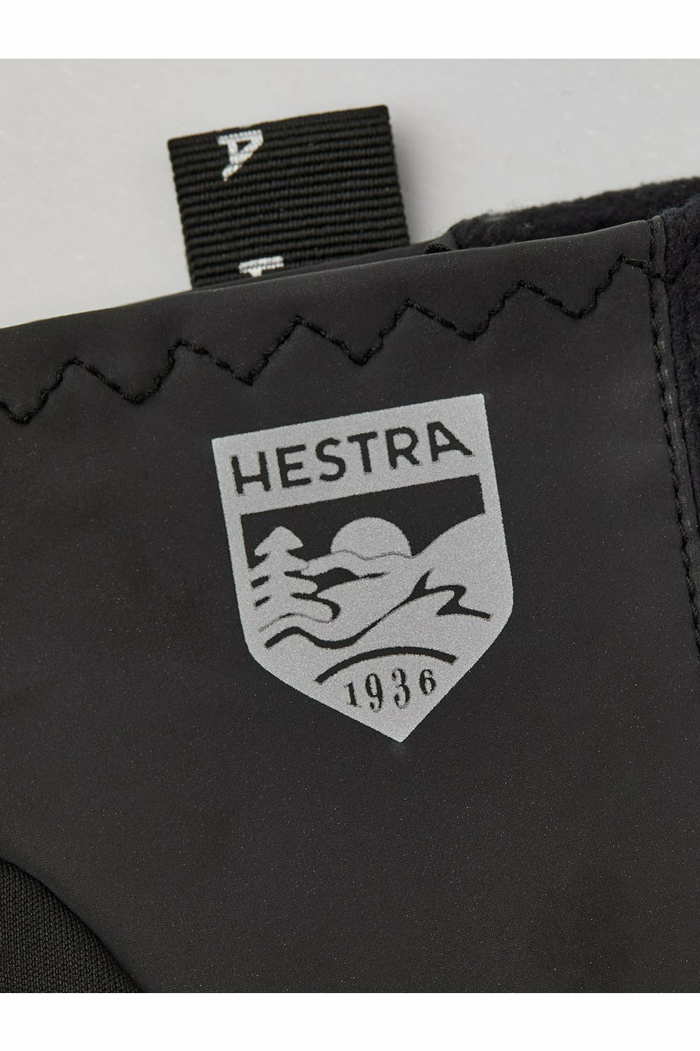 Runner's All Weather 5 Finger Glove - Black - DUNE + SALT